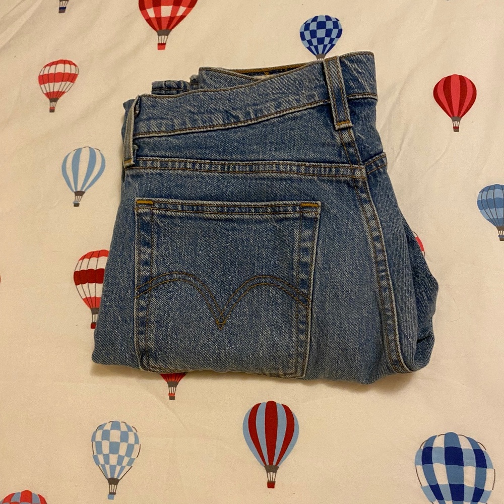 Levi’s Wedgie jeans 27